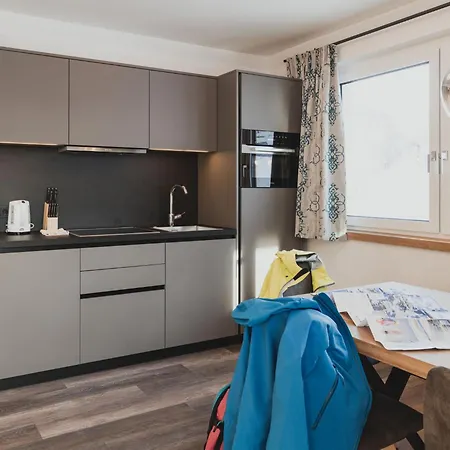 3 Raum Typ Hochsailer By Interhome